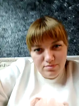 Snapshot of swett_girll chatting on February 18, 2026, 3:41 pm swett girll online show from February 18, 2026, 3:41 pm