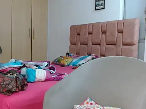 vanessa hot69  online show from February 5, 2026, 4:06 am