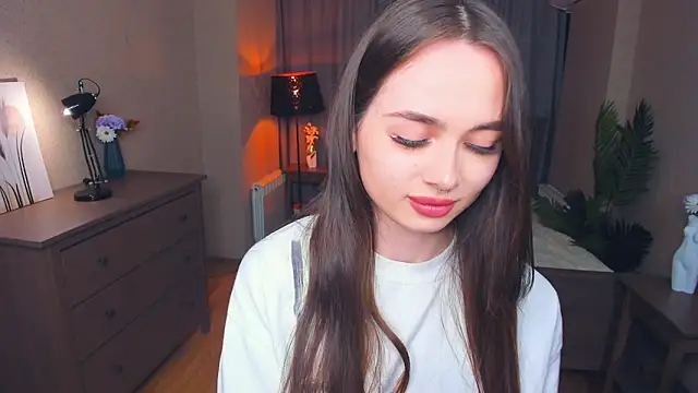 Snapshot of YvonneRobes chatting on February 6, 2026, 7:17 pm YvonneRobes online show from February 6, 2026, 7:17 pm