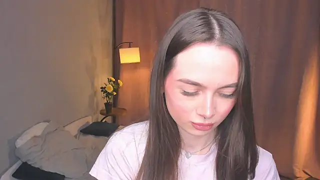 Snapshot of YvonneRobes chatting on March 15, 2026, 7:09 pm YvonneRobes online show from March 15, 2026, 7:09 pm