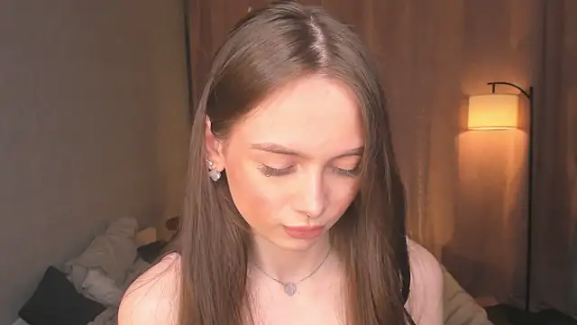 Snapshot of YvonneRobes chatting on March 23, 2026, 7:07 pm YvonneRobes online show from March 23, 2026, 7:07 pm