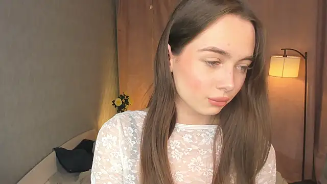 Snapshot of YvonneRobes chatting on April 3, 2026, 8:07 pm YvonneRobes online show from April 3, 2026, 8:07 pm