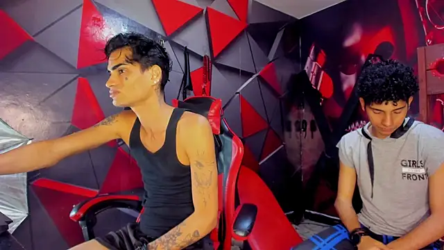 Hot Boys Without Limits online show from January 13, 2026, 4:07 am