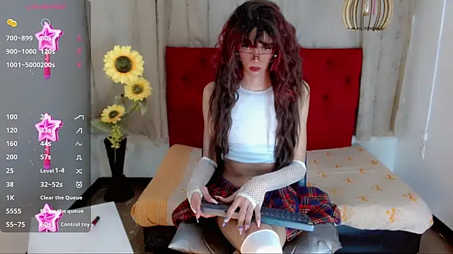 camila vasquez  online show from December 17, 2025, 7:31 pm