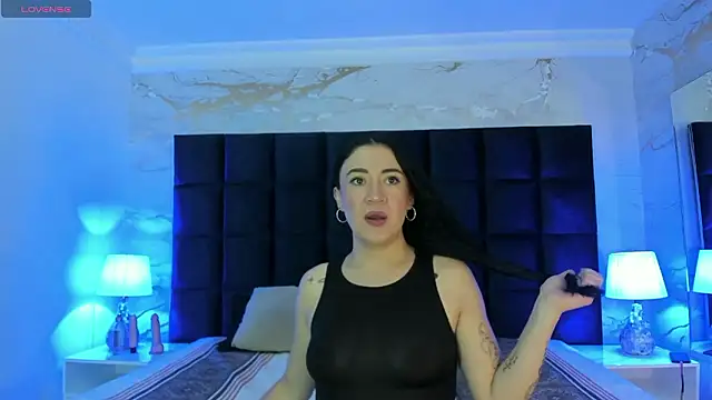 Victoria01  online show from January 14, 2026, 1:00 am