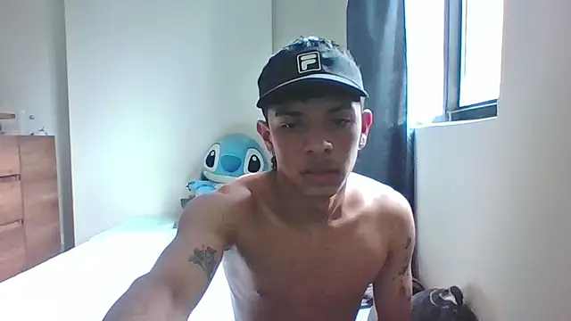 Snapshot of Glen_connor_11 chatting on December 15, 2025, 6:01 pm Glen connor 11 online show from December 15, 2025, 6:01 pm