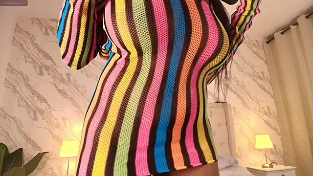 Yuliana-ambell online show from December 22, 2025, 4:20 am