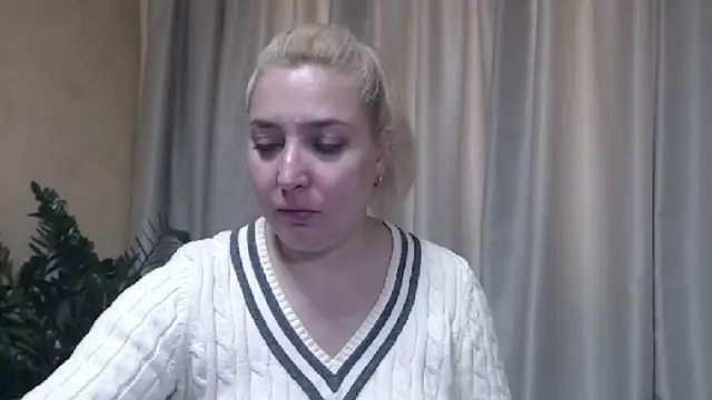 sweetpussy13 online show from October 26, 2025, 6:52 am