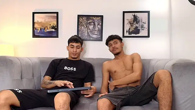 Snapshot of DIAMOND_BLACKS chatting on February 28, 2026, 7:31 am DIAMOND BLACKS online show from February 28, 2026, 7:31 am