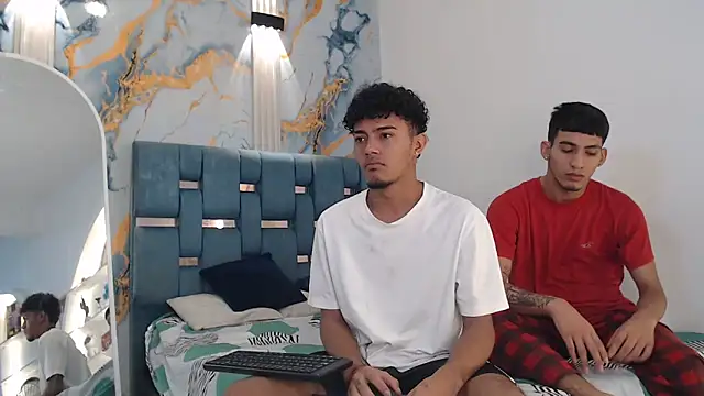 DIAMOND BLACKS online show from March 17, 2026, 7:23 am