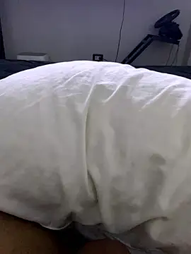 chiquixxxxxxxxxx online show from January 14, 2026, 3:45 am