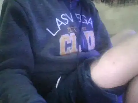 Snapshot of LolilolsAdj chatting on March 2, 2026, 7:15 am LolilolsAdj online show from March 2, 2026, 7:15 am