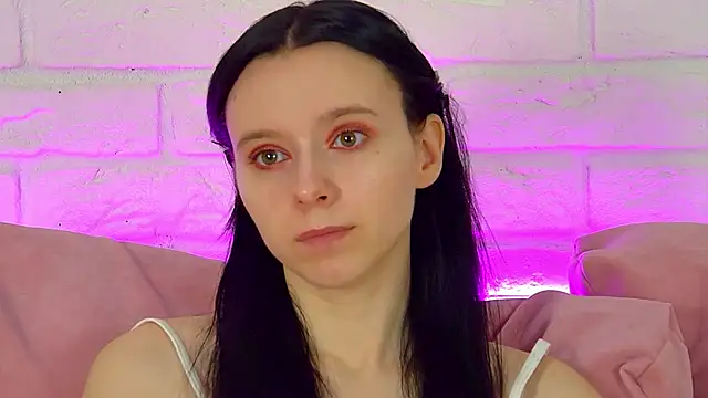 ArinaKubrick online show from March 4, 2026, 4:24 pm