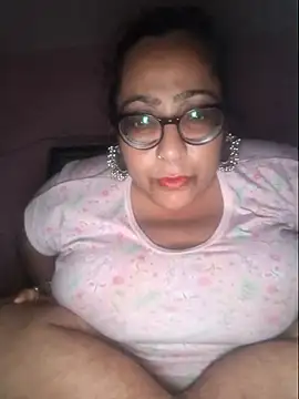 Snapshot of MISTI_KOLK chatting on July 8, 2026, 6:12 pm MISTI KOLK online show from July 8, 2026, 6:12 pm