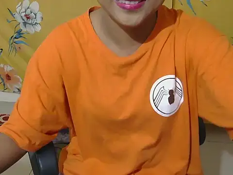 Cristina love69 online show from July 3, 2026, 3:51 pm