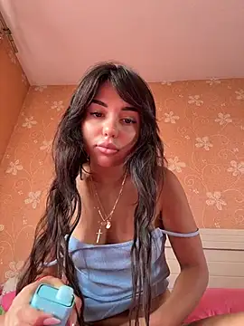 SilkyMira online show from July 30, 2026, 8:24 am