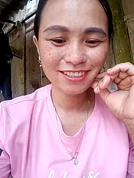 ngaytho004 online show from April 17, 2026, 7:00 am