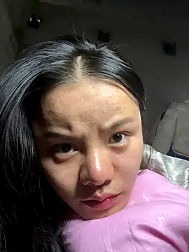 leo-kitty online show from December 14, 2025, 9:14 am