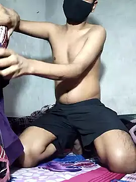 realcouple71 online show from January 13, 2026, 5:51 pm