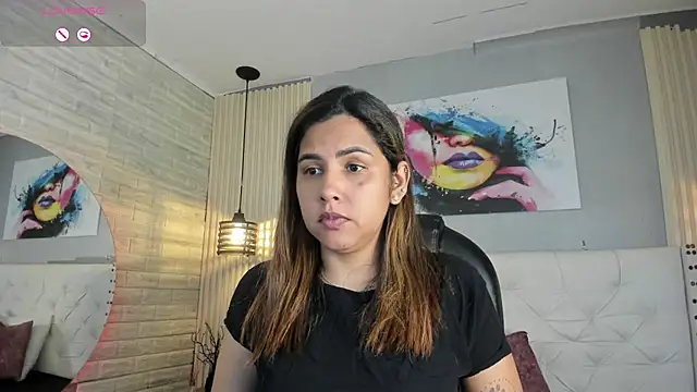 scarletbaker   online show from January 18, 2026, 9:35 am