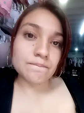 evelin  C online show from April 26, 2026, 7:44 pm