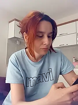 Atwsliiikizilll online show from May 11, 2026, 3:07 pm