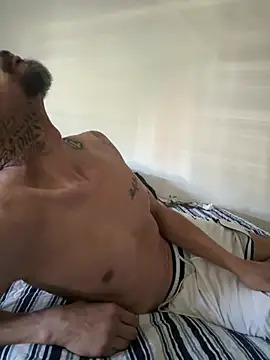 faces818 online show from April 15, 2026, 10:43 pm