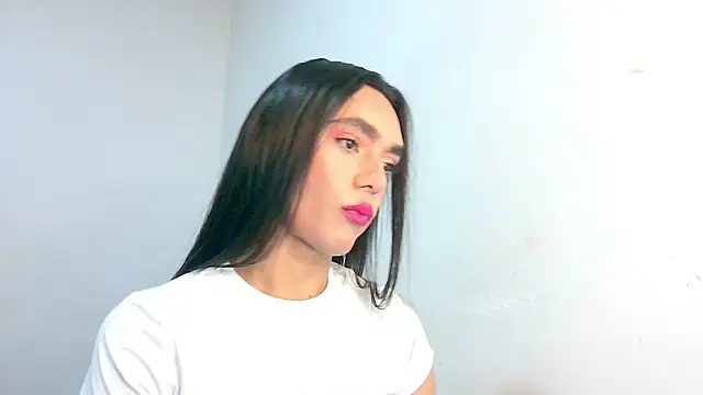 Sthefanyx2 online show from April 14, 2026, 12:49 am