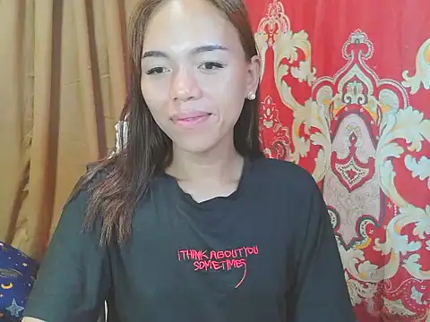 ur lovelyjessy online show from June 1, 2026, 8:32 pm