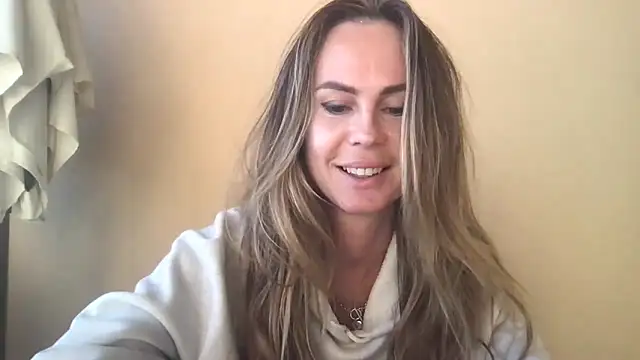 Snapshot of LeMilf chatting on February 8, 2026, 3:04 pm LeMilf online show from February 8, 2026, 3:04 pm