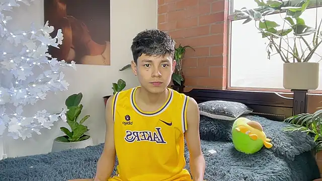 Snapshot of Andy_Belier23 chatting on February 7, 2026, 4:43 pm Andy Belier23 online show from February 7, 2026, 4:43 pm