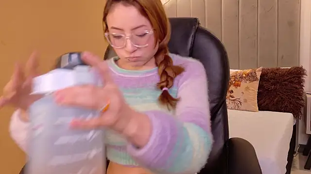 danielamilles online show from January 10, 2026, 2:08 pm