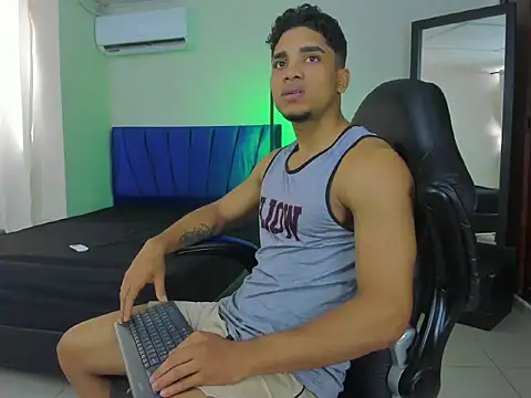 Dustyn Michelle1 online show from March 20, 2026, 3:06 pm