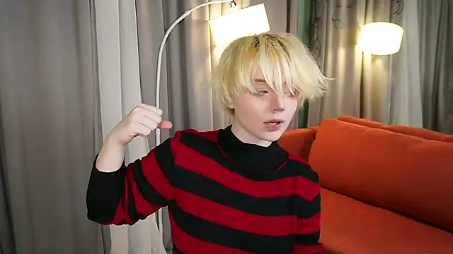 Snapshot of KellyKik chatting on January 15, 2026, 1:48 pm KellyKik online show from January 15, 2026, 1:48 pm