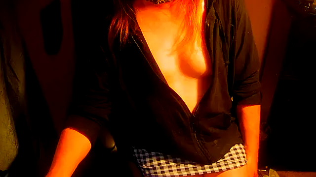 GoodGirlKelly online show from March 27, 2026, 8:26 am