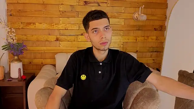 prettyboyy 13 online show from January 12, 2026, 8:14 pm