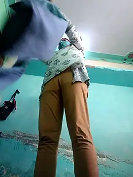 anzel33 online show from January 12, 2026, 10:20 am