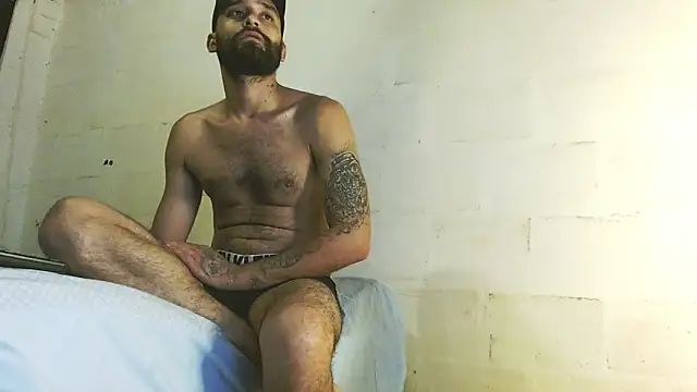 Alex Flame  online show from May 22, 2026, 3:46 am
