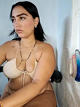 Snapshot of Mia_em chatting on February 19, 2026, 6:59 pm Mia em online show from February 19, 2026, 6:59 pm