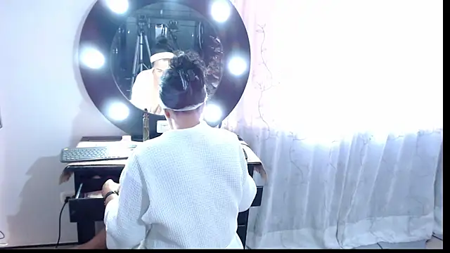 Naomy Mature online show from March 19, 2026, 11:47 am