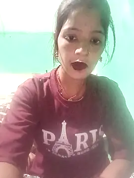 Juli pande online show from December 16, 2025, 2:11 pm