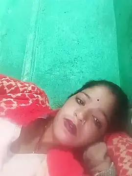 Juli pande online show from December 18, 2025, 11:44 pm