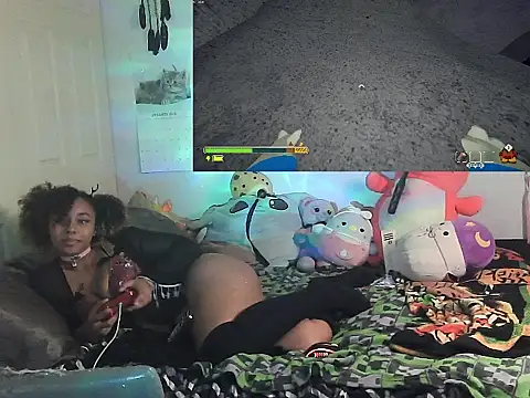 HonneyBunnyXO online show from January 12, 2026, 12:10 pm