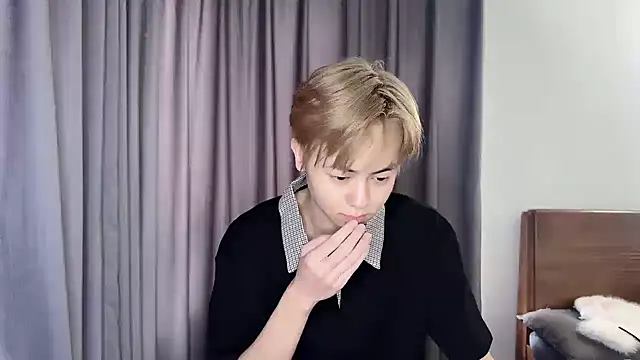 Snapshot of hafabva chatting on February 11, 2026, 2:27 am hafabva online show from February 11, 2026, 2:27 am