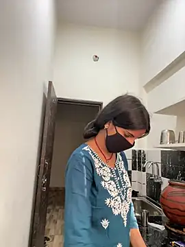 Pooja Love143 online show from April 15, 2026, 3:24 am