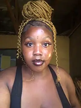 Snapshot of THICKBARBIE32 chatting on March 23, 2026, 1:48 pm THICKBARBIE32 online show from March 23, 2026, 1:48 pm