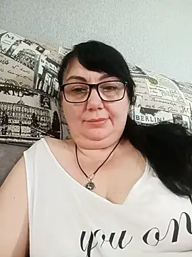 Snapshot of MariSwan222 chatting on July 9, 2026, 12:53 pm MariSwan222 online show from July 9, 2026, 12:53 pm