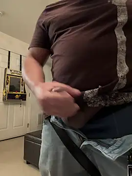 Snapshot of tigre6911 chatting on January 18, 2026, 11:36 am tigre6911 online show from January 18, 2026, 11:36 am