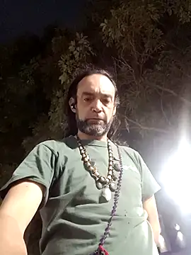 Snapshot of vladopen chatting on December 21, 2025, 11:56 pm vladopen online show from December 21, 2025, 11:56 pm