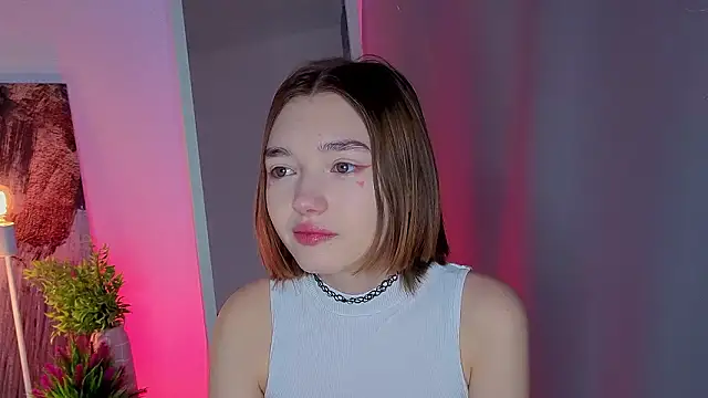 Leyla crsh online show from February 2, 2026, 5:17 am